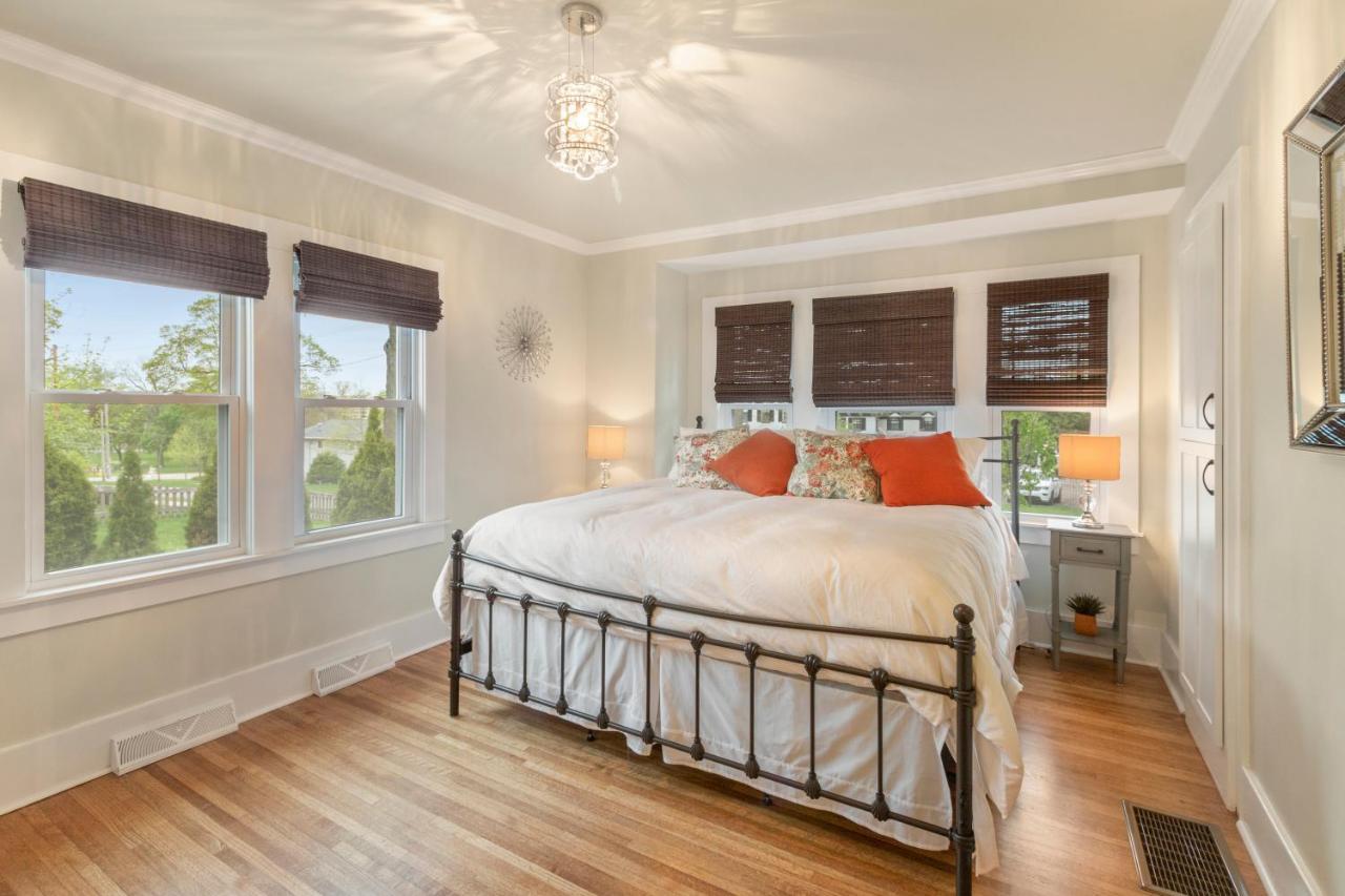 Gorgeous Downtown Bungalow, Walk Everywhere!!! Lake Geneva Extérieur photo
